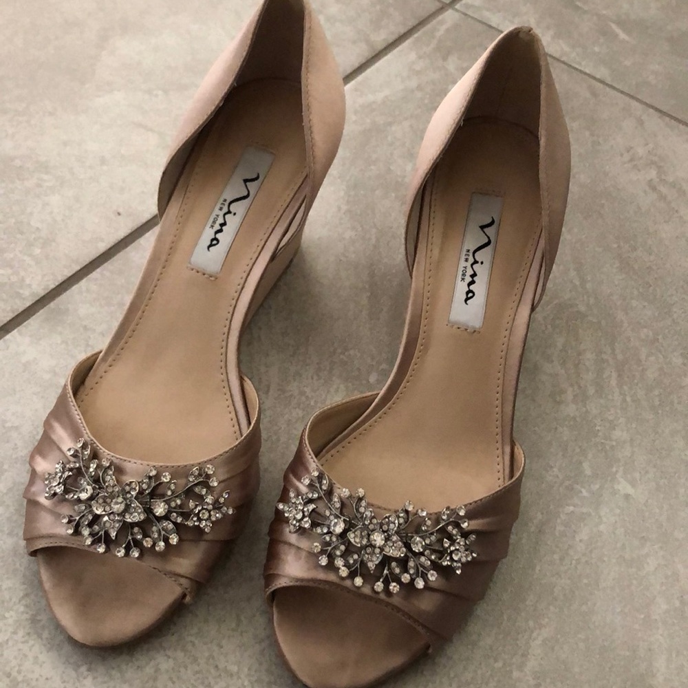 Nina shows - used for wedding